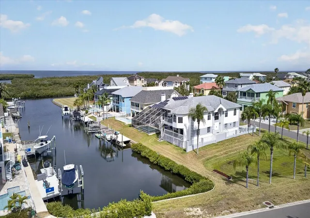 2nd image of 4340 Seagull Dr, New Port Richey, FL 34652 | MLS# W7884869