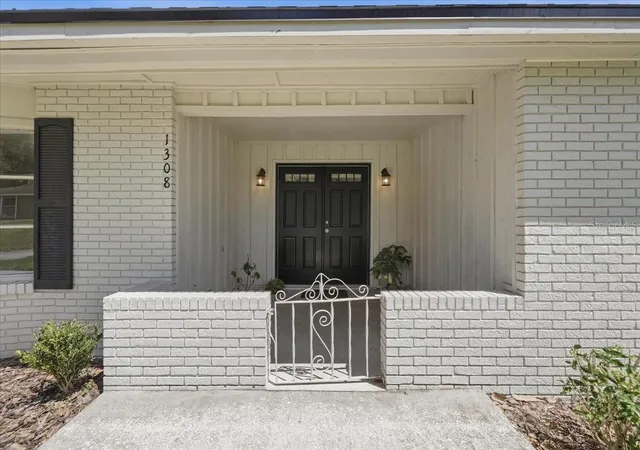 Photo 4 of Single family home for sale at 1308 Glenford Ln, Lakeland, FL 33813 | MLS# L4961137 | Listing updated on 2026-10-05