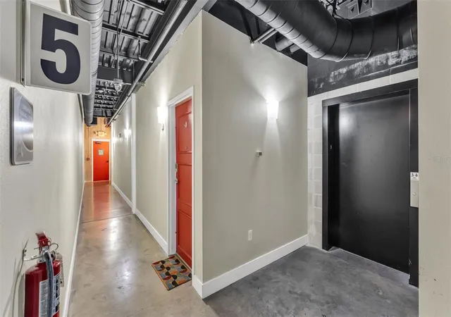 4th image of 125 N Kentucky Ave, LAKELAND, FL 33801
