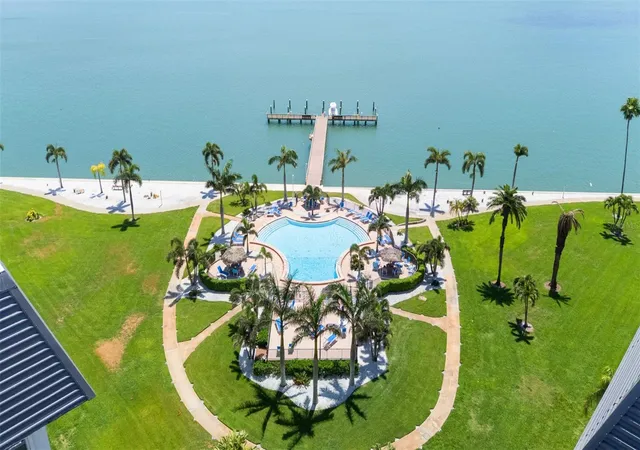 Photo 3 of Condo for sale at 5130 Brittany Dr S #505, St Petersburg, FL 33715 | MLS# TB8498229 | Listing updated on 2026-10-12