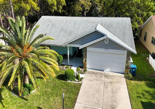 Photo 3 of Single family home for sale at 6402 Ocean Pines Ln, Spring Hill, FL 34606 | MLS# W7884871 | Listing updated on 2026-05-15