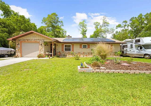 Photo 2 of Single family home for sale at 6141 E Dell Ln, Inverness, FL 34452 | MLS# TB8498267 | Listing updated on 2026-09-14