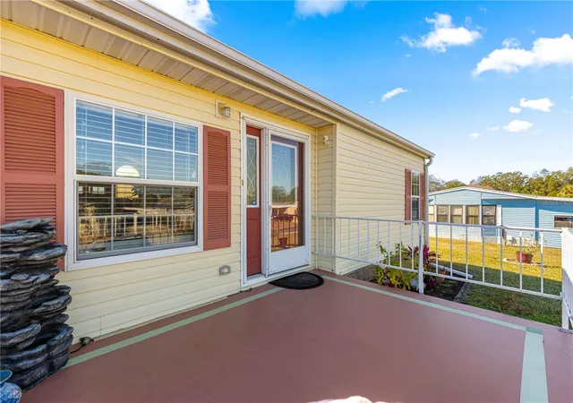 Manufactured home for sale at 9630 SE 165th Lane, SUMMERFIELD, FL 34491 | MLS# OM722898