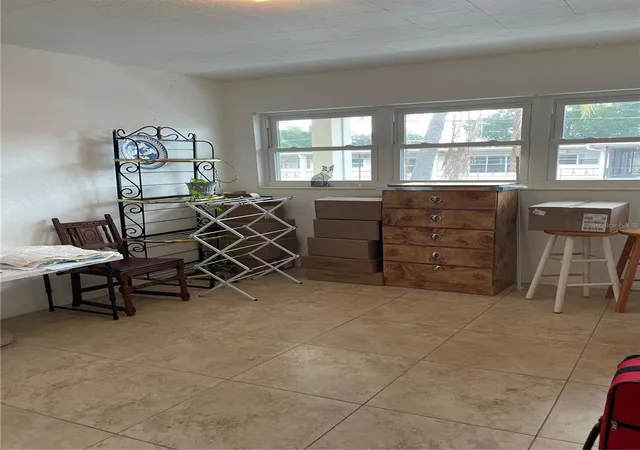 Homes for sale in Kenneth City, FL | 4144 57th Street, Kenneth City, FL 33709 | Houzeo