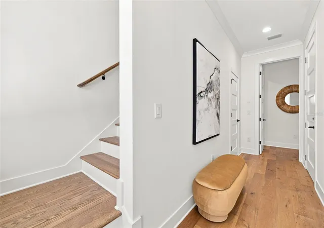 Photo 3 of Townhouse for sale at 407 S Albany Ave #2, Tampa, FL 33606 | MLS# TB8498322 | Listing updated on 2026-10-03