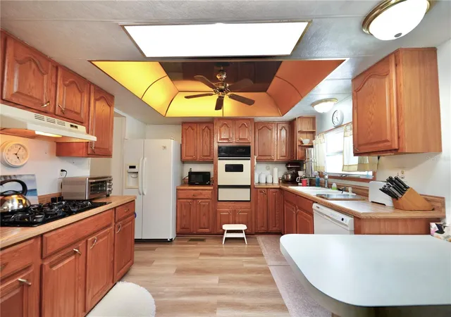 Photo 3 of Manufactured home for sale at 7338 Thorpp Ave, Brooksville, FL 34613 | MLS# TB8498325 | Listing updated on 2026-08-11