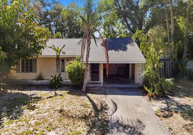 Photo 1 of Single family home for sale at 4003 Booth Pl, Sarasota, FL 34231 | MLS# A4690238 | Listing updated on 2026-09-12