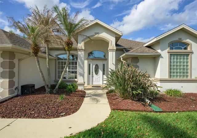 Photo 2 of Single family home for sale at 6282 Paradise Is Ct, Port Orange, FL 32128 | MLS# FC317795 | Listing updated on 2026-09-25