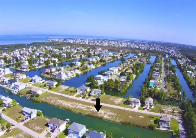 Homes for sale in Hernando Beach, FL | 4034 Amberjack Dr, Hernando Beach, FL 34607 | MLS# W7884878