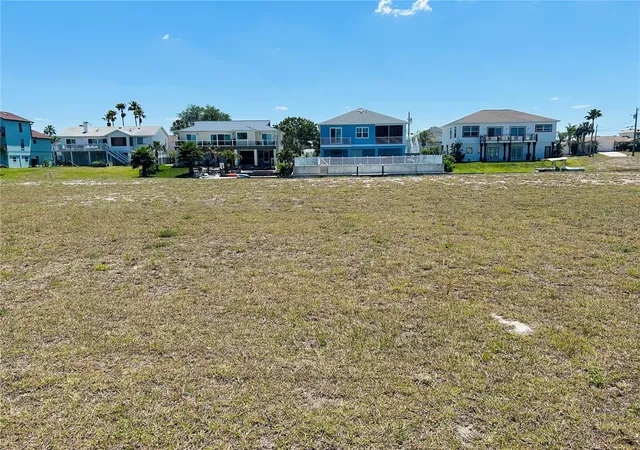 Homes for sale in Hernando Beach, FL | 4034 Amberjack Dr, Hernando Beach, FL 34607 | MLS# W7884878