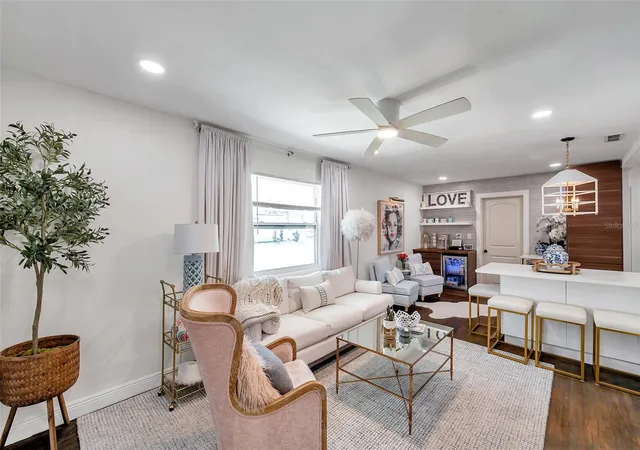 Homes for sale in Tampa, FL | 4019 W Bay To Bay Blvd, Tampa, FL 33629 | MLS# TB8498366