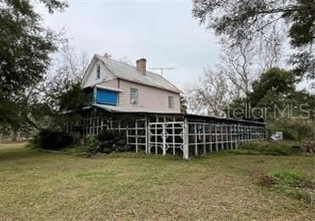 Homes for sale in Williston, FL | 5950 Ne Hwy 41, Williston, FL 32696 | MLS# OM722909