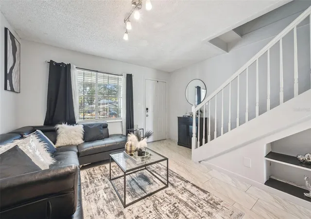Homes for sale in Orlando, FL | 6924 Woodlake #104, Orlando, FL 32810 | MLS# O6399669