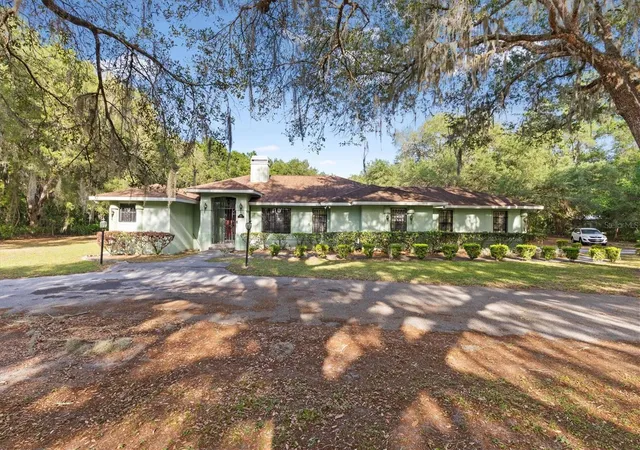 1st image of 7175 County Road 213, Wildwood, FL 34785 | MLS# G5111101