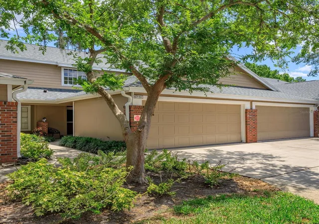3rd image of 671 Post Oak Cir, ALTAMONTE SPRINGS, FL 32701