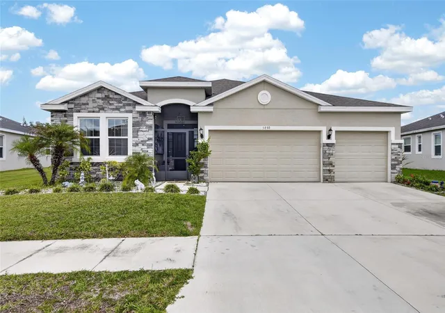 2nd image of 5030 Jagged Cloud Dr, Wimauma, FL 33598 | MLS# TB8498407