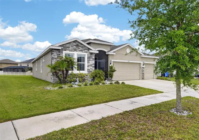 3rd image of 5030 Jagged Cloud Dr, Wimauma, FL 33598 | MLS# TB8498407
