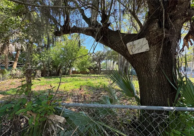 4th image of 1127 Martha Dr, Daytona Beach, FL 32114 | MLS# V4948538