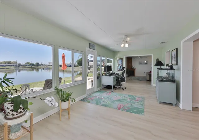4th image of 1704 Danbury Dr, Sun City Center, FL 33573 | MLS# TB8498415