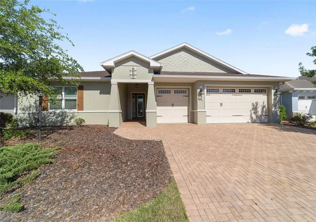 Photo 1 of Single family home for sale at 8780 Sw 93rd Circle, Ocala, FL 34481 | MLS# OM722919 | Listing updated on 2026-07-25