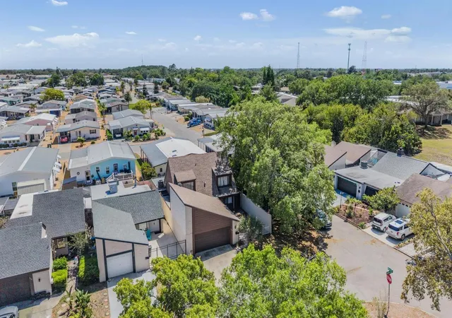5th image of 7300 Bellows Falls Ln, Hudson, FL 34667 | MLS# TB8498507