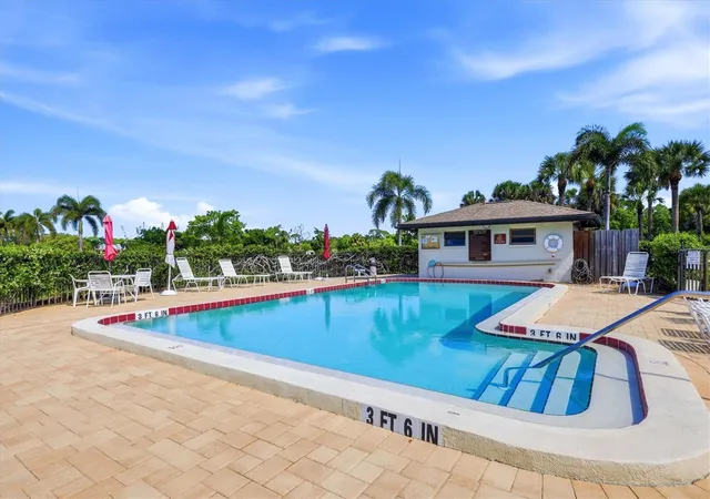 Photo 26 of Condo for sale at 4528 Longwater #35, SARASOTA, FL 34235 | MLS# A4690305 | Listing updated on 2026-10-04
