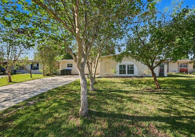 Photo 1 of Single family home for sale at 722 Galsworthy Ave, Orlando, FL 32809 | MLS# O6399779 | Listing updated on 2026-07-31