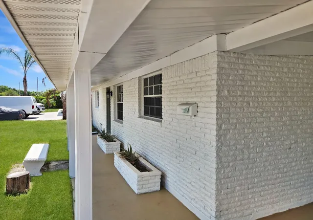 Photo 3 of Single family home for sale at 430 Santiago Ave, Orlando, FL 32807 | MLS# O6399783 | Listing updated on 2026-09-12