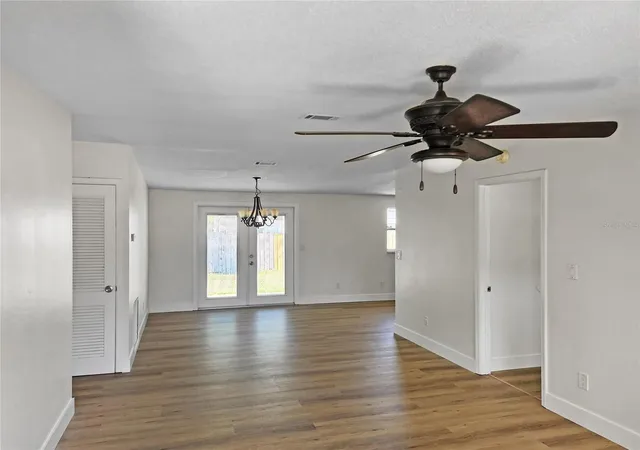 Photo 4 of Single family home for sale at 430 Santiago Ave, Orlando, FL 32807 | MLS# O6399783 | Listing updated on 2026-09-12