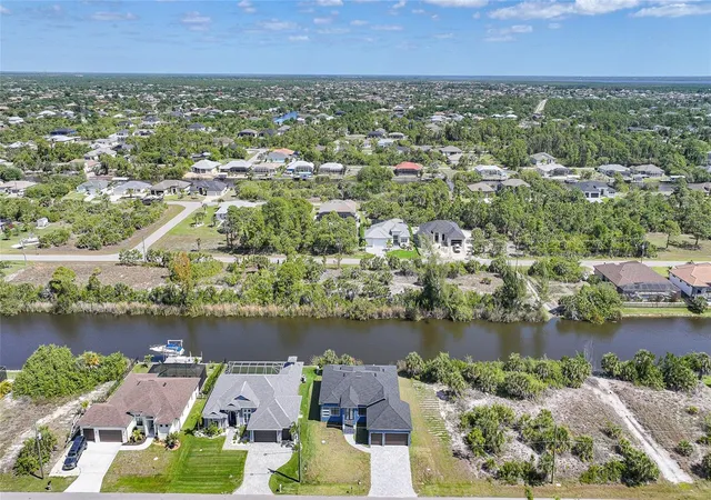 61st image of 15096 Lakeland Cir, Port Charlotte, FL 33981 | MLS# D6147092