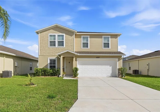 2nd image of 1637 Marble St, Sebring, FL 33870 | MLS# TB8498537