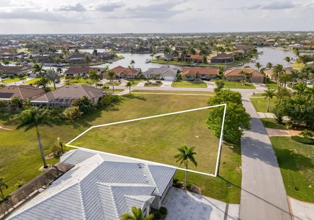 5th image of 3707 Bordeaux Dr, Punta Gorda, FL 33950 | MLS# C7524951