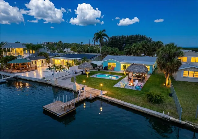 Photo 1 of Single family home for sale at 4930 Bay Park Dr, Port Richey, FL 34668 | MLS# W7884906 | Listing updated on 2026-08-10