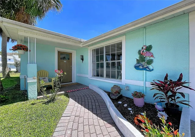 Photo 4 of Single family home for sale at 4930 Bay Park Dr, Port Richey, FL 34668 | MLS# W7884906 | Listing updated on 2026-08-10