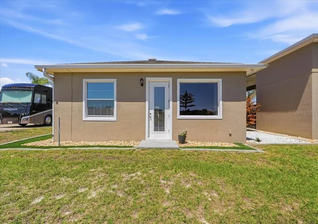 5th image of 572 Meandering Wy, Polk City, FL 33868 | MLS# L4961167