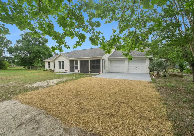 3rd image of 22726 Winterwillow Ln, Eustis, FL 32736 | MLS# O6399871