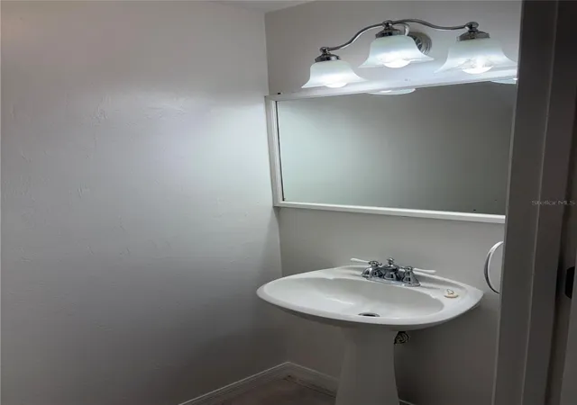 5th image of 4624 Sw 45 Ln, Gainesville, FL 32608 | MLS# GC539533