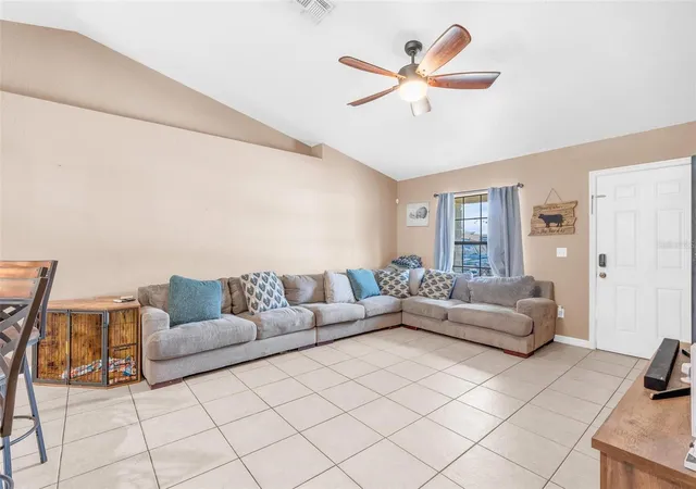 4th image of 1845 6Th Ave, Deland, FL 32724 | MLS# V4948555