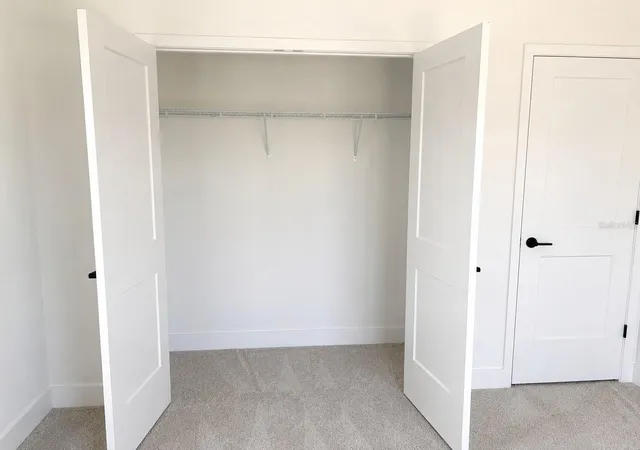 Photo 4 of Single family home for sale at 1680 Ann Rose Way, Leesburg, FL 34748 | MLS# O6399884 | Listing updated on 2026-09-21