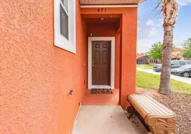 Photo 1 of Townhouse for sale at 471 Las Fuentes Dr, Kissimmee, FL 34746 | MLS# O6399892 | Listing updated on 2026-04-22
