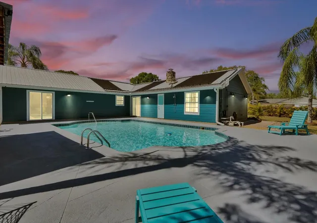 4th image of 245 Country Circle Dr E, Port Orange, FL 32128 | MLS# A4690367