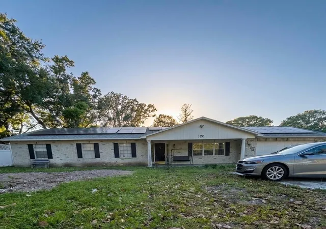 1st image of 1910 Lithia Pinecrest Rd, Valrico, FL 33596 | MLS# TB8498669