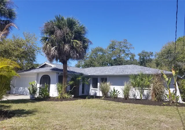 4th image of 1720 Fossil Dr, Englewood, FL 34223 | MLS# R4911073