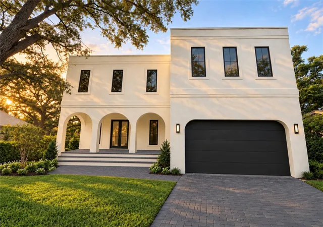 Single family home for sale at 4414 W Lawn Ave, TAMPA, FL 33611 | MLS# TB8498692
