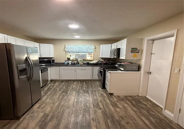 Photo 3 of Single family home for sale at 1405 Jackson Ave, Daytona Beach, FL 32117 | MLS# V4948559 | Listing updated on 2026-09-23
