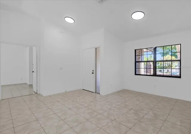 3rd image of 9011 Chapman Oak Ct, Windermere, FL 34786 | MLS# S5148031