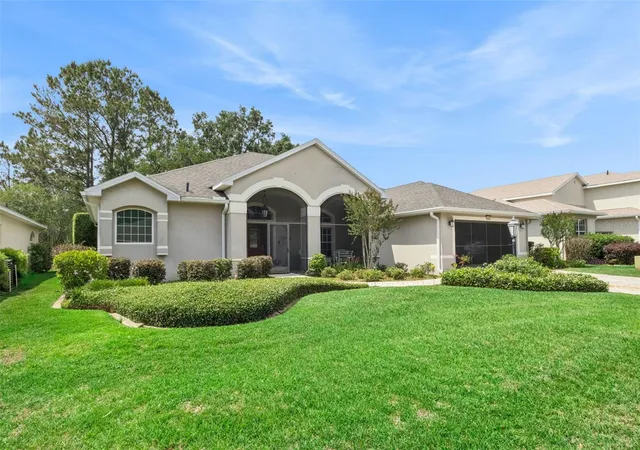 Photo 3 of Single family home for sale at 5607 Sir Churchill Dr, Leesburg, FL 34748 | MLS# G5111130 | Listing updated on 2026-09-25