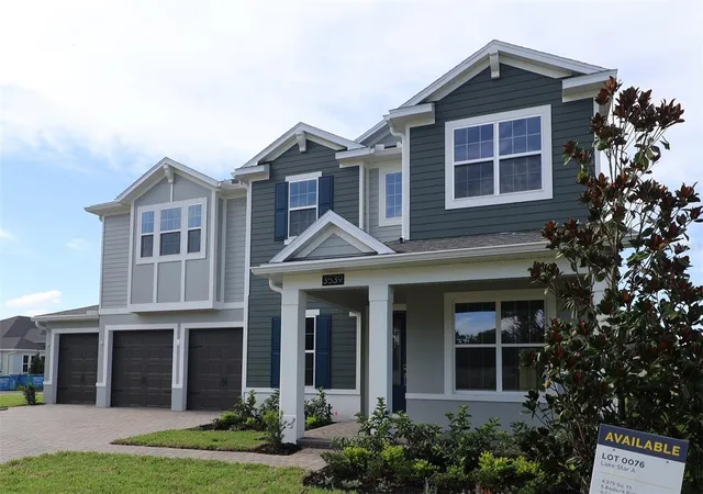 Photo 3 of Sale Pending at 3539 Wolves Crk Pl, Apopka, FL 32712 | MLS# O6399991 | Listing updated on 2026-08-26
