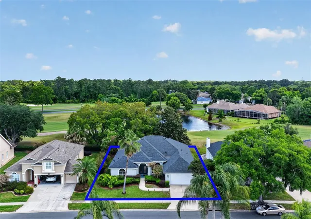 4th image of 1760 Edgewater Dr, Mount Dora, FL 32757 | MLS# G5111131