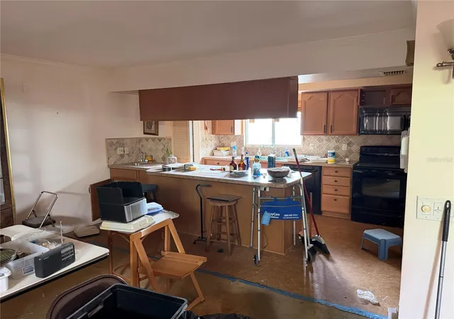 3rd image of 240 Windward Psge #1001, Clearwater Beach, FL 33767 | MLS# TB8498732